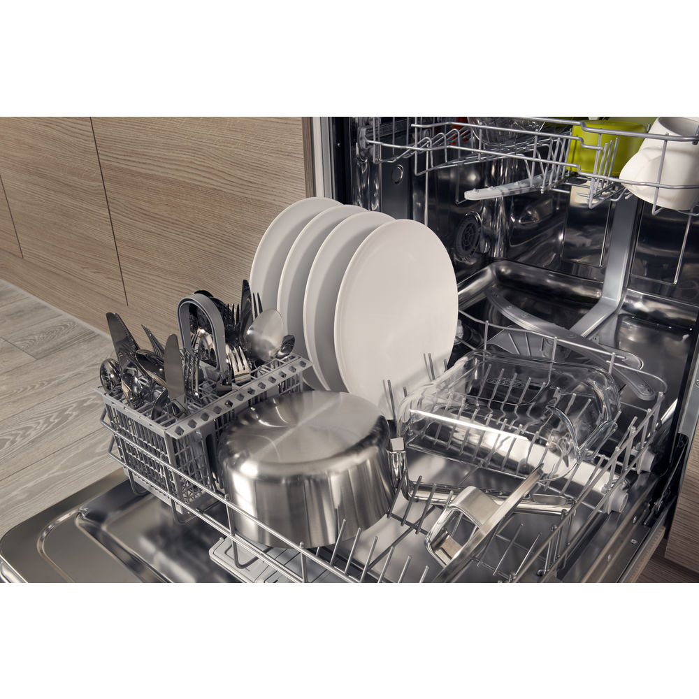 Hotpoint HBC 2B19 X UK - Image 2